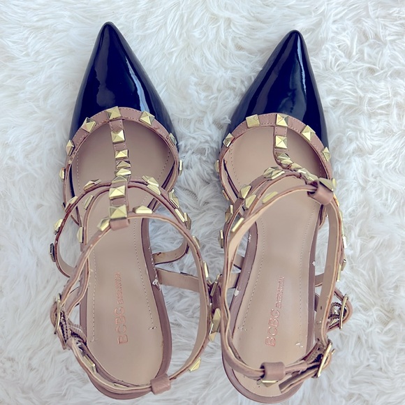 BCBGeneration Black/Tan Pointed Toe Heels - Picture 6 of 6